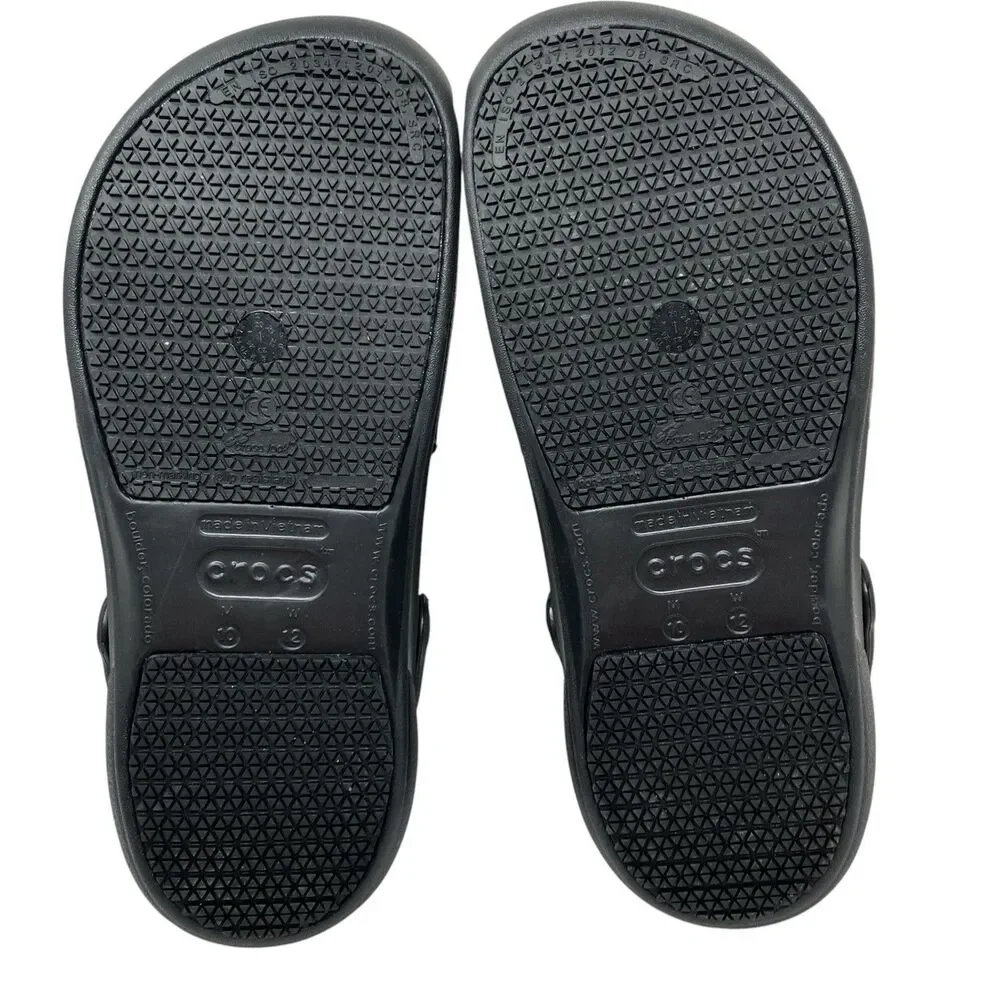 CROCS pre owned